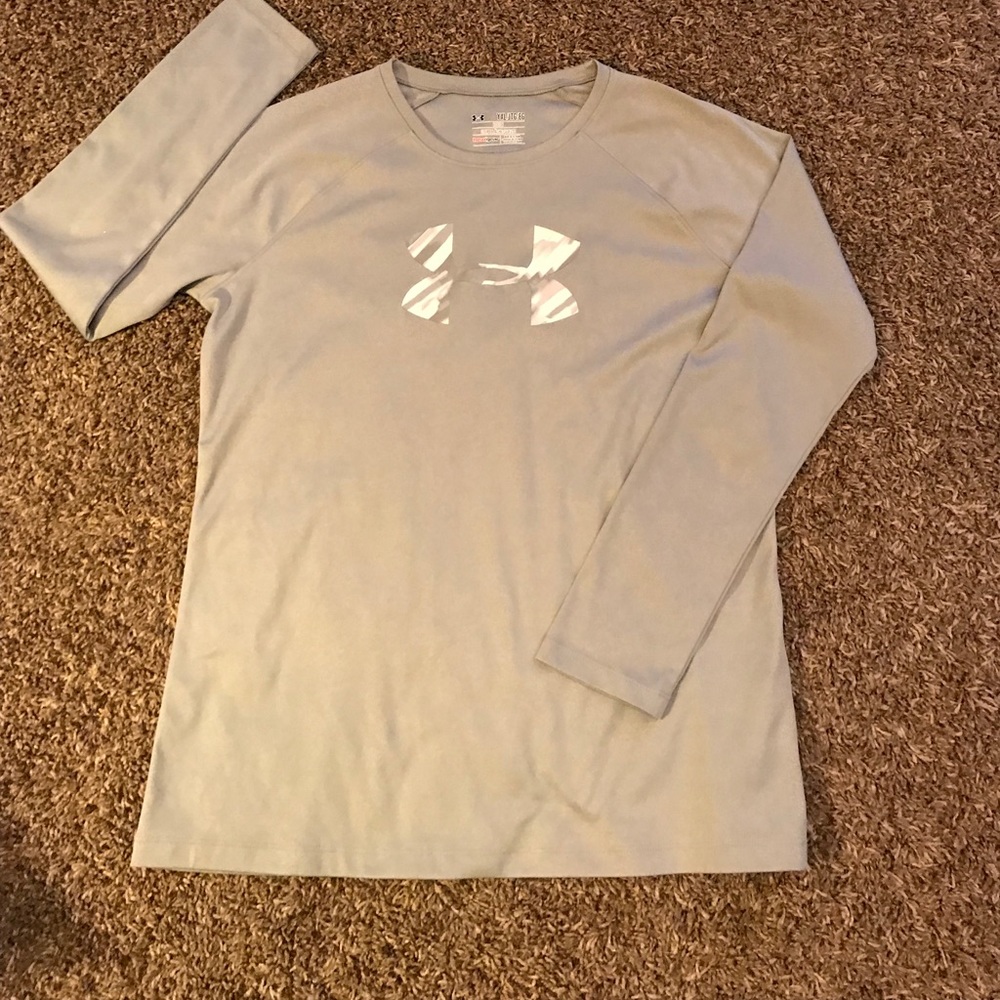 Youth XL Heat Gear Loose Fit Long Sleeve Shirt